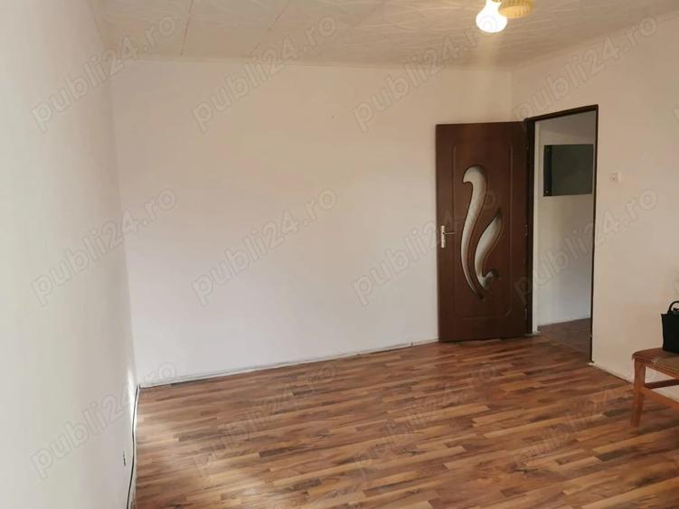 Apartament cu 2 camere decomandat în Feldioara