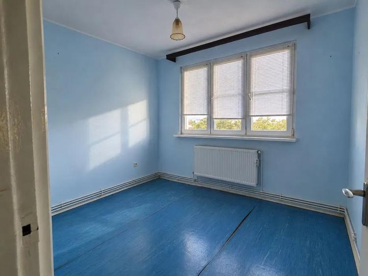 Apartament cu 3 camere decomandat în Țiglina 2