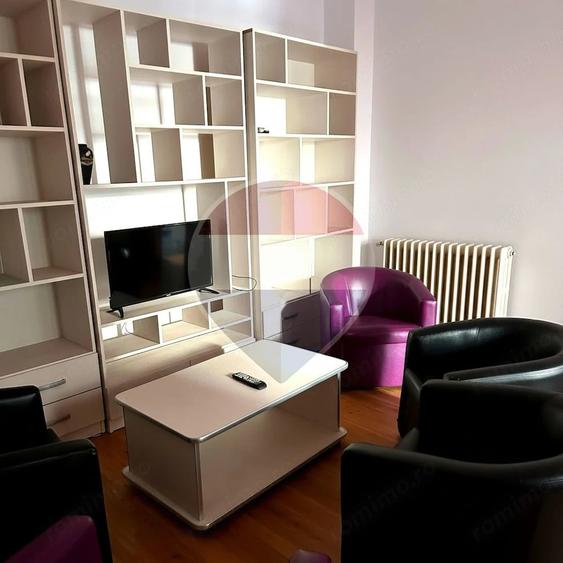 Apartament cu 3 camere semidecomandat în Ultracentral