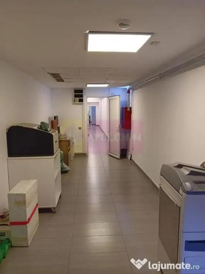 Spațiu comercial, de 106 mp, în Sebastian