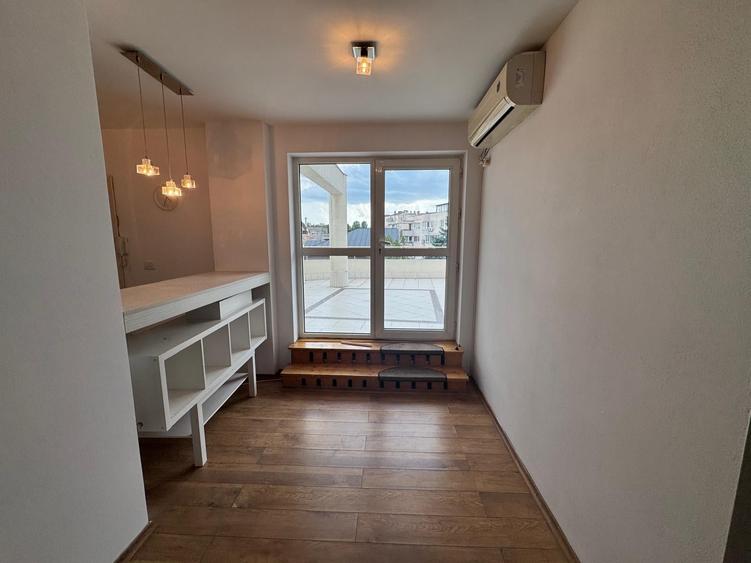 Duplex cu 3 camere cu Canalizare în Cotroceni