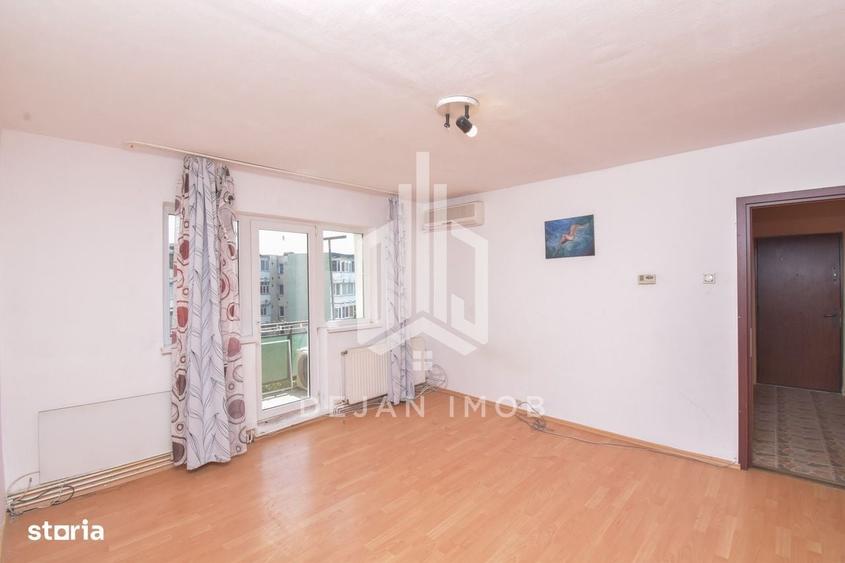 Apartament cu 2 camere semidecomandat în Simeria