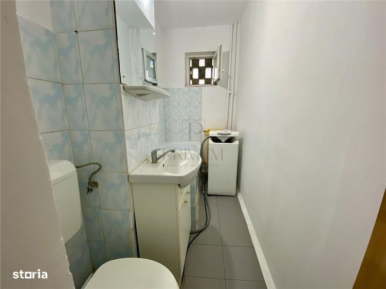 Apartament cu 2 camere semidecomandat în Spitalul Județean