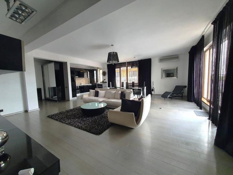 Apartament cu 3 camere în Herăstrău