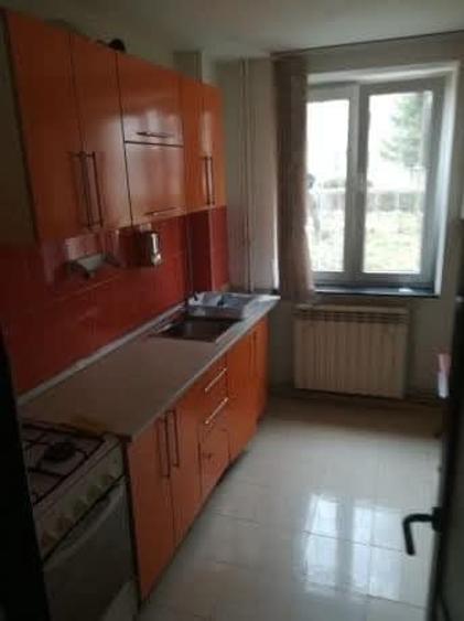 Apartament cu 2 camere semidecomandat în Cireșu