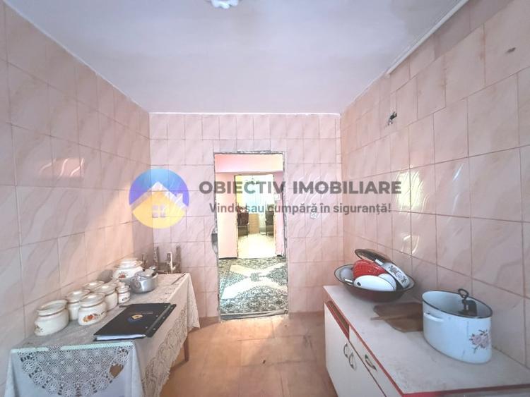 Apartament cu 3 camere decomandat, mobilat în Precista