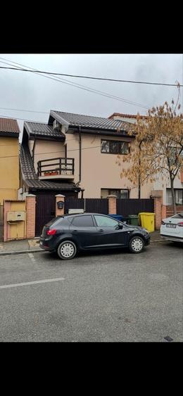 De vanzare Casa P+1,zona centrala , - 2