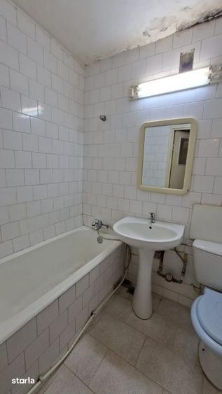 Apartament 4 camere Nord ,Etaj 3 la Poarta Scolii nr 14 - 6
