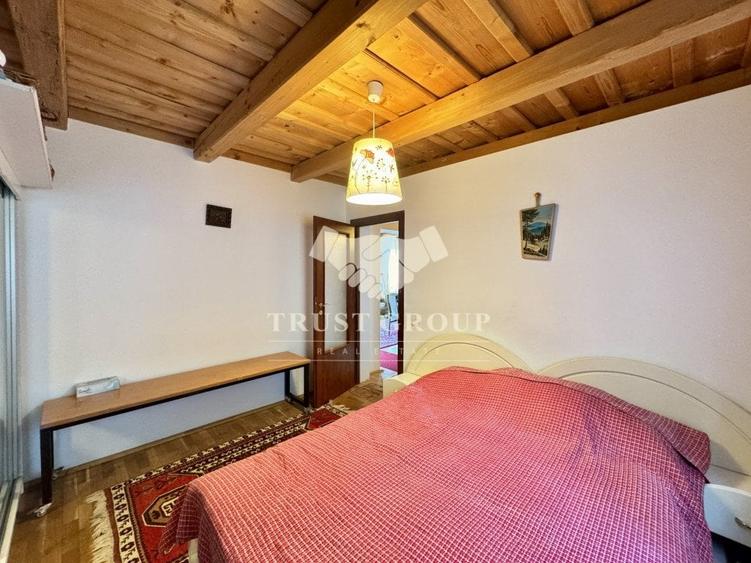 Casă individuală cu 5 camere cu Canalizare în Gruiu