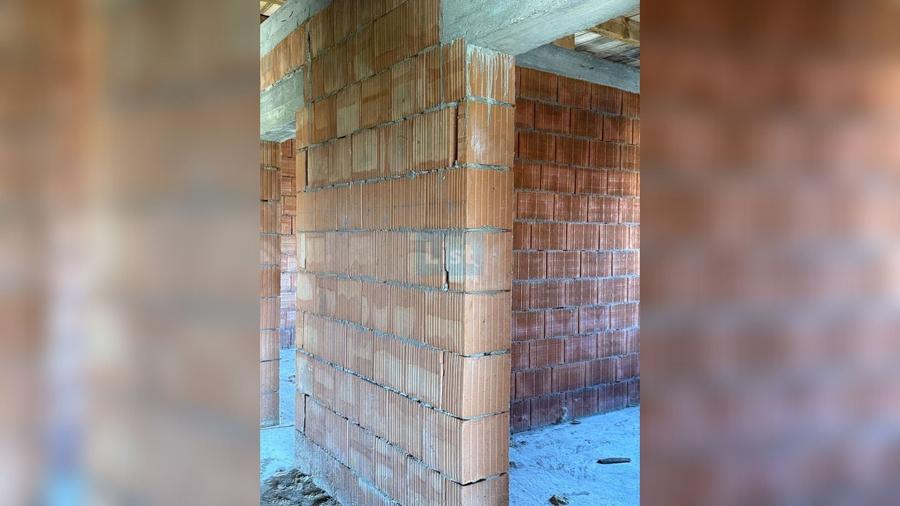 Casa noua nefinalizata 1679 MP teren Ciumeghiu Bihor. - 8