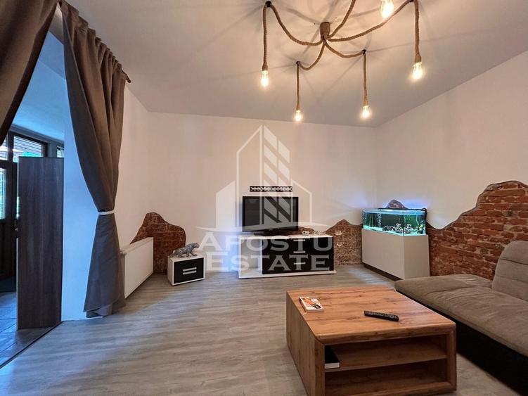 Apartament cu 3 camere semidecomandat, mobilat în Odobescu