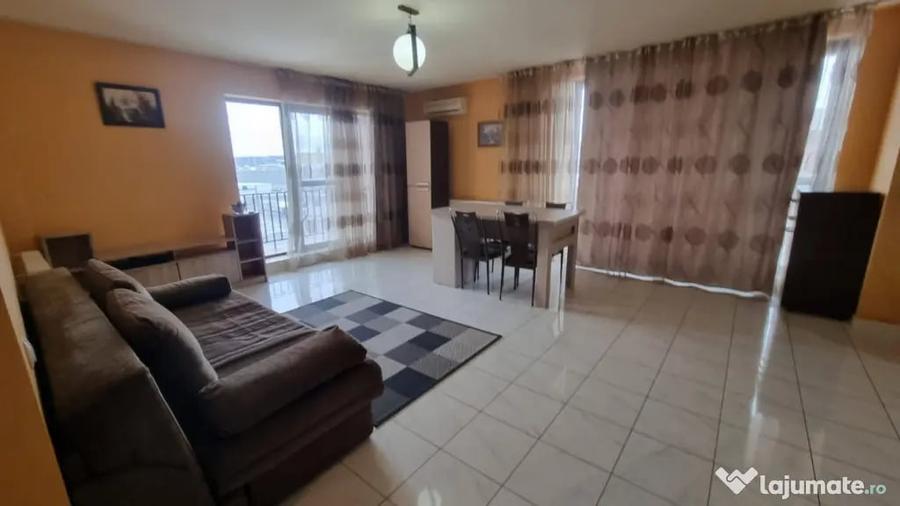 Apartament cu 2 camere decomandat, mobilat în Central