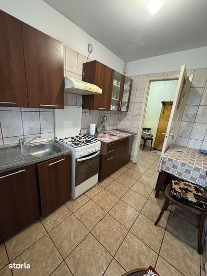 Apartament cu 2 camere semidecomandat în Brazda lui Novac