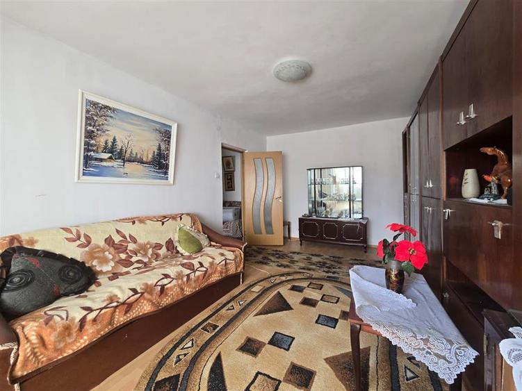 Apartament cu 2 camere decomandat în Zimbru