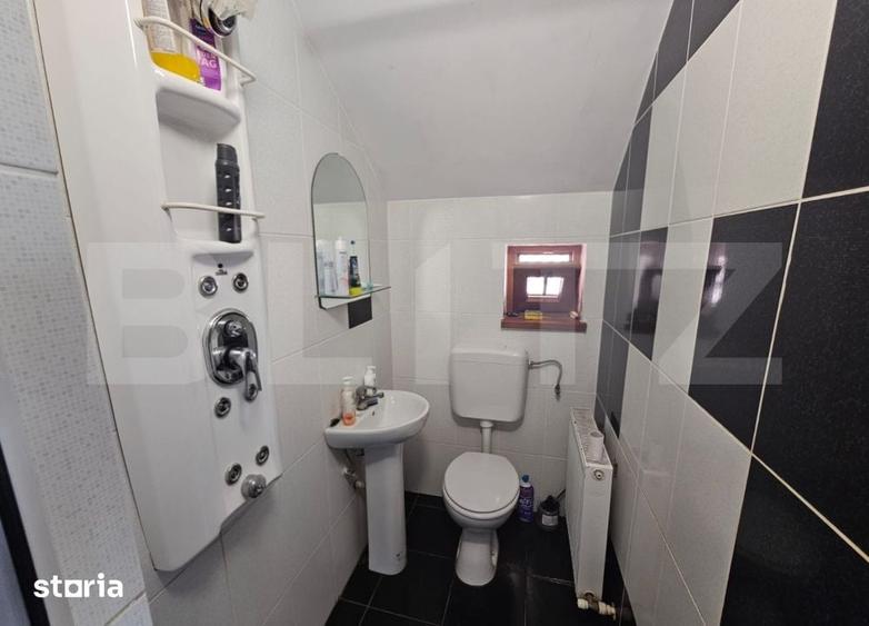 Casă cu 5 camere decomandat cu Teren 148 Mp în Central