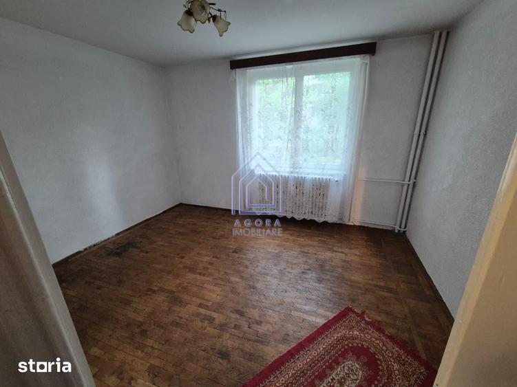 Apartament cu 3 camere decomandat în Ultracentral