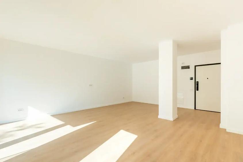 Apartament cu 2 camere decomandat în Foișorul de Foc