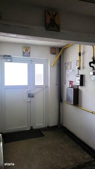 Apartament cu 2 camere în Micro 14