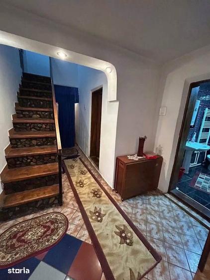 Casă cu 3 camere cu Teren 817 Mp în Central