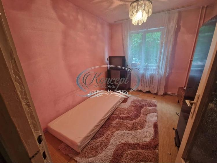 Apartament cu 3 camere semidecomandat în Mănăștur