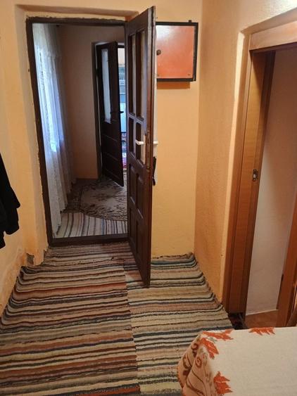 Casă cu 4 camere în Seaca de Câmp