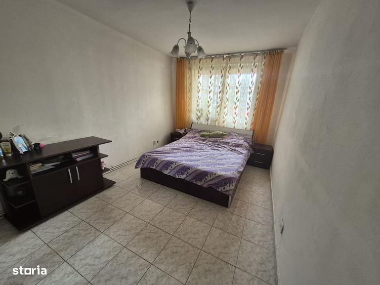 Apartament cu 3 camere în Precista