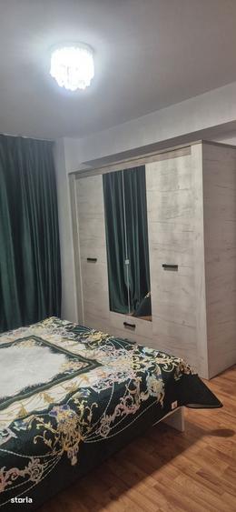 Apartament cu 2 camere decomandat în Splaiul Unirii