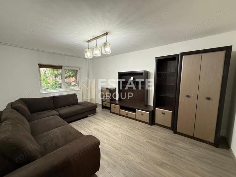 Apartament cu 3 camere decomandat, mobilat în Soarelui