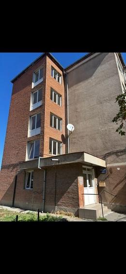 Garsonieră decomandată în Iosia