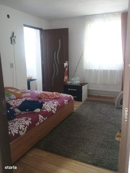 Casă cu 4 camere cu Teren 2476 Mp în Poșta Câlnău