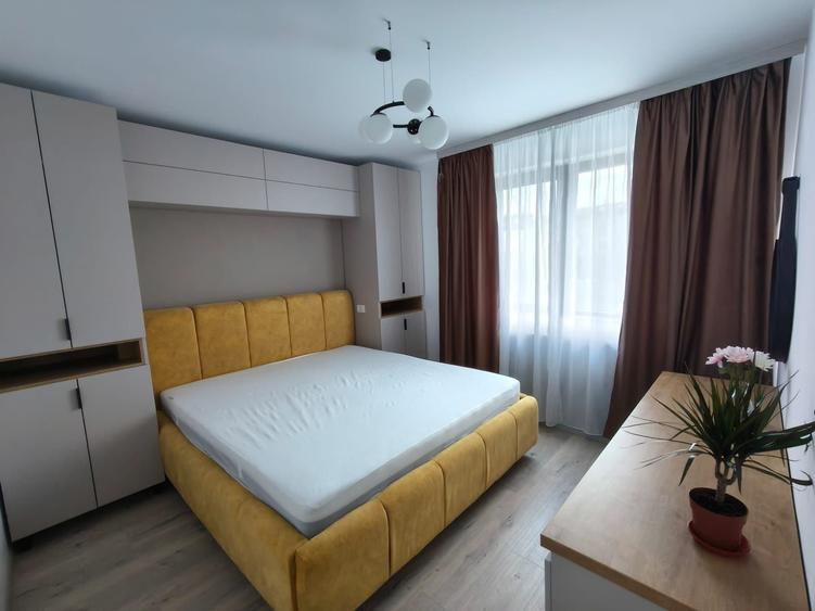 Apartament cu 2 camere decomandat în Titan