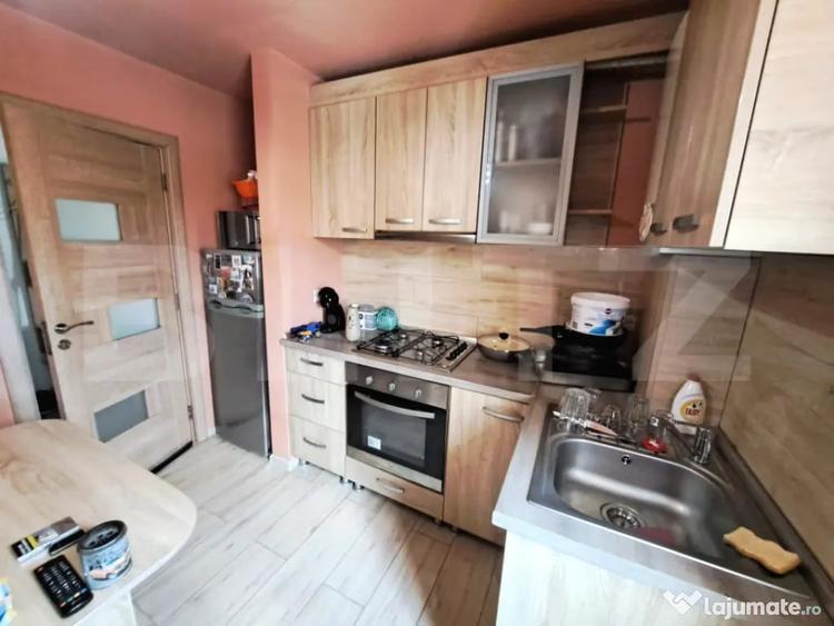 Apartament cu 2 camere semidecomandat în Județean