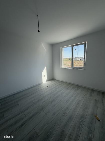 Bucatarie Inchisa, Apartament Cu 2 Camere, Giroc - 5