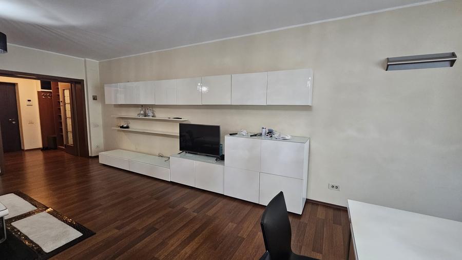 Apartament cu 3 camere decomandat în Calea Plevnei