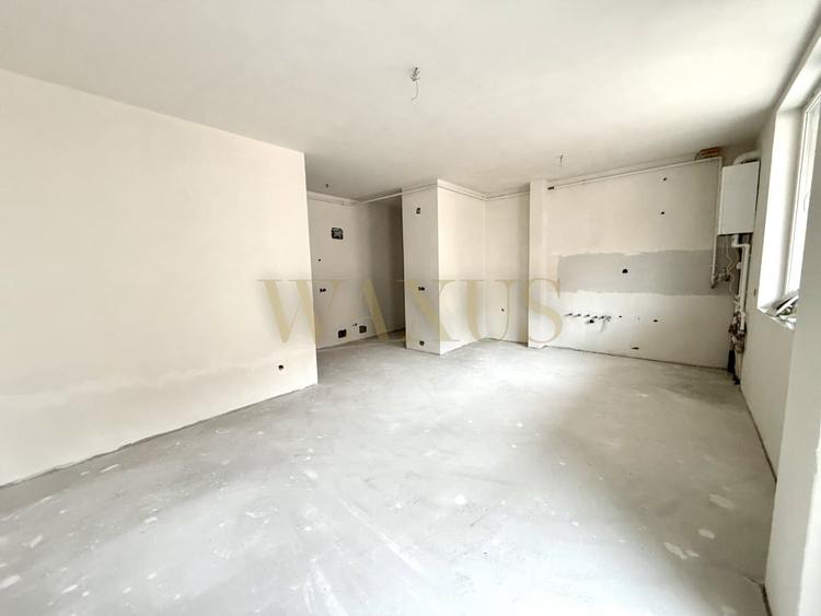 Apartament cu 3 camere semidecomandat în Florești — fotografia 3