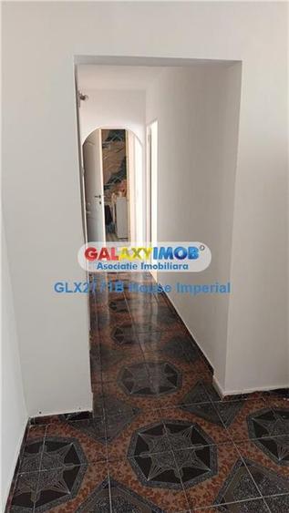 Apartament cu 3 camere decomandat în Basarabia