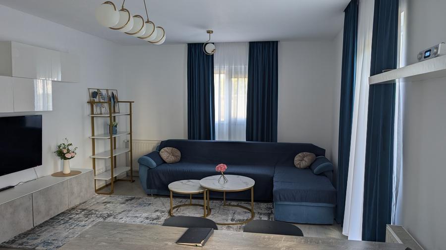 Apartament cu 3 camere decomandat, mobilat în Basarabia