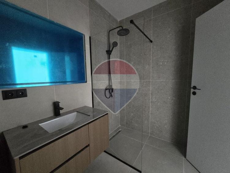 Apartament cu 2 camere semidecomandat în Florești
