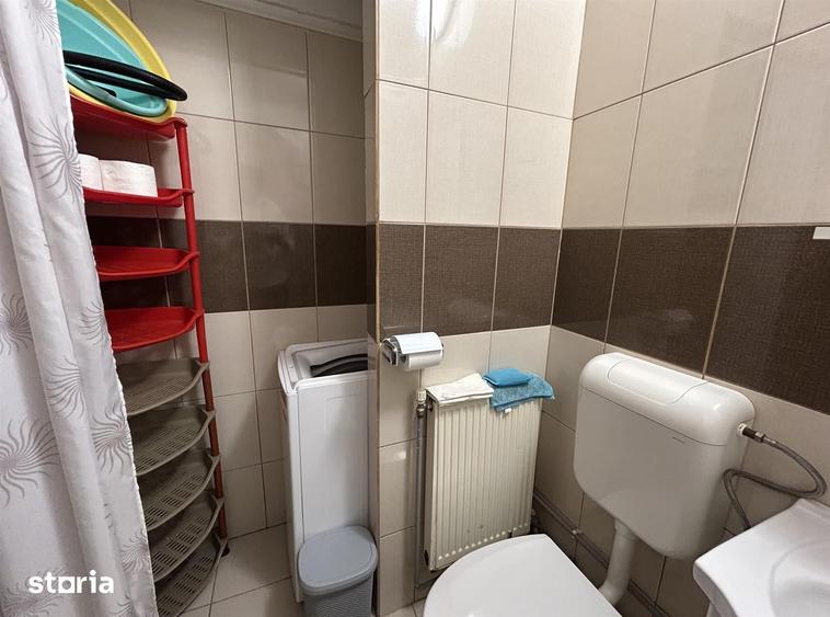 Garsonieră decomandată în Central
