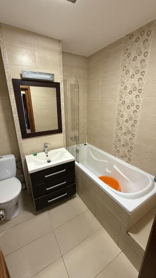 Apartament cu 3 camere decomandat în Zorilor
