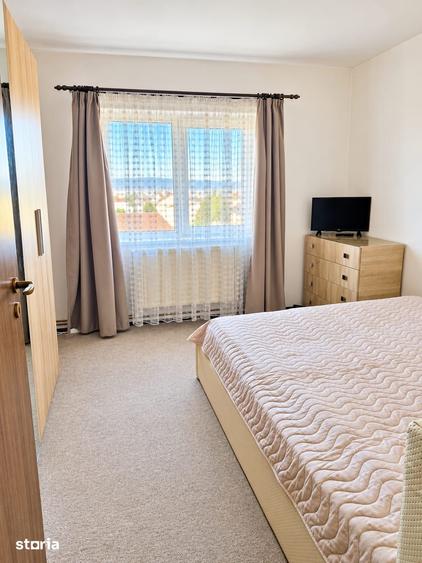Apartament cu 3 camere în IAR