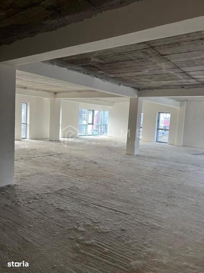 Spațiu comercial, de 180 mp, în Central