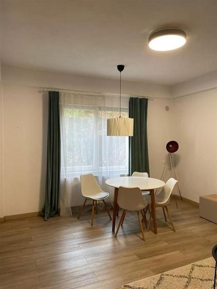Apartament cu 2 camere decomandat, mobilat în Gruia
