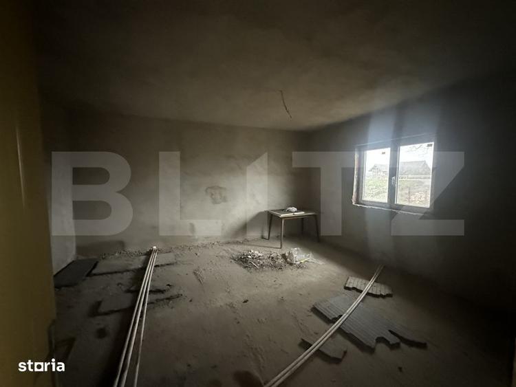 Casă cu 3 camere cu Teren 2967 Mp în Central
