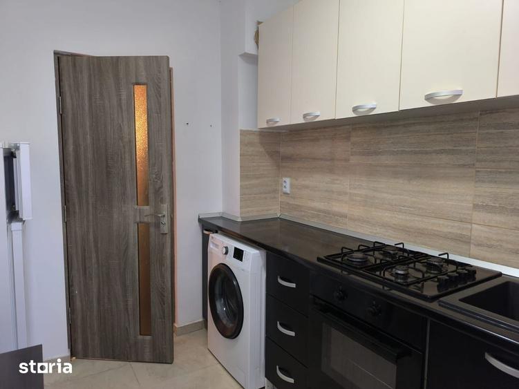 Apartament cu 3 camere decomandat în Iris