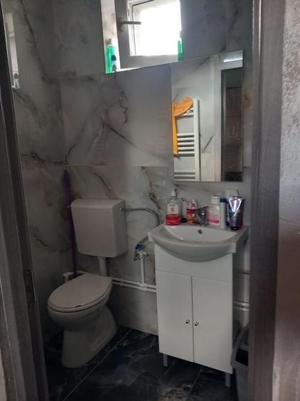 Casă cu 2 camere în Central
