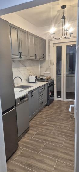 Apartament cu 2 camere decomandat în Floreasca
