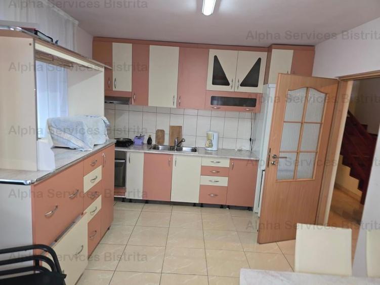 Casă cu Teren 1100 Mp în Viișoara