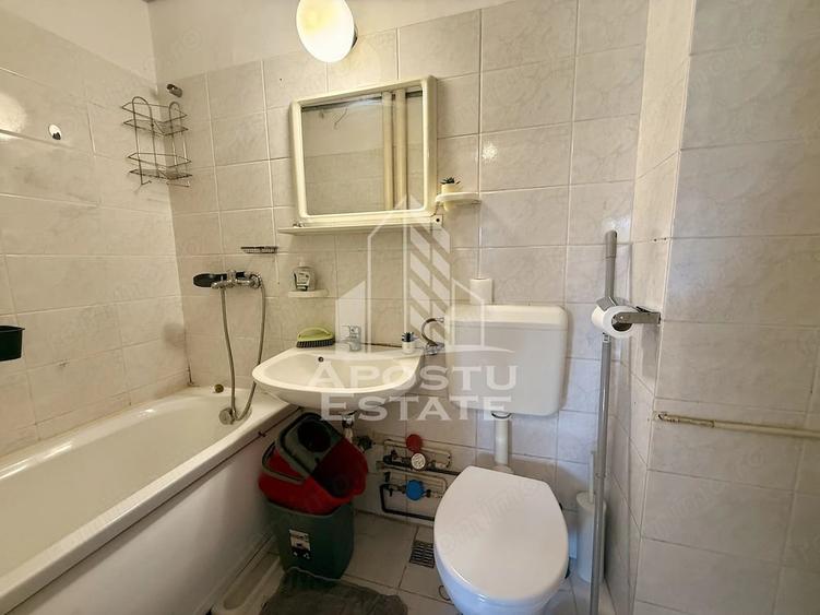 Garsonieră semidecomandată în Tipografilor