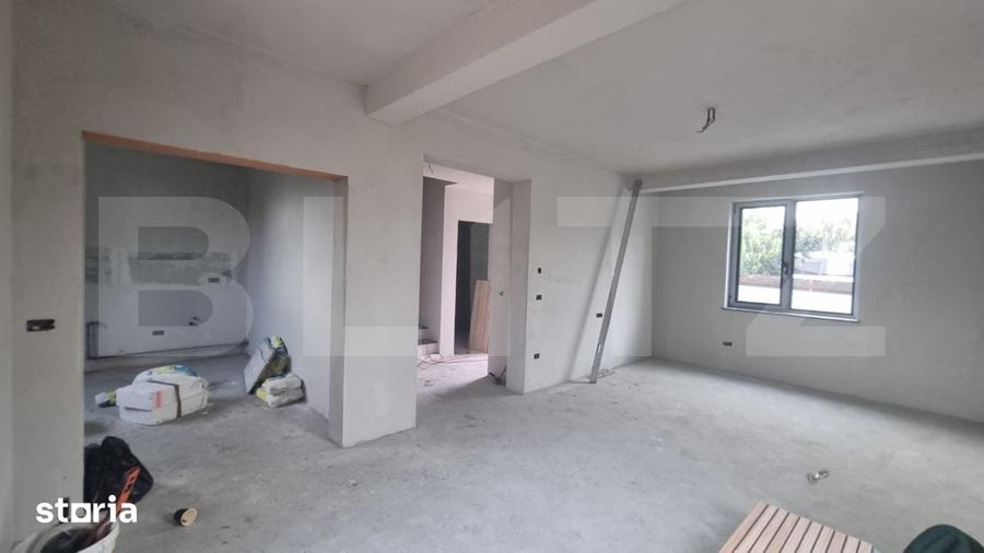 Casă cu 4 camere cu Teren 250 Mp în Rediu